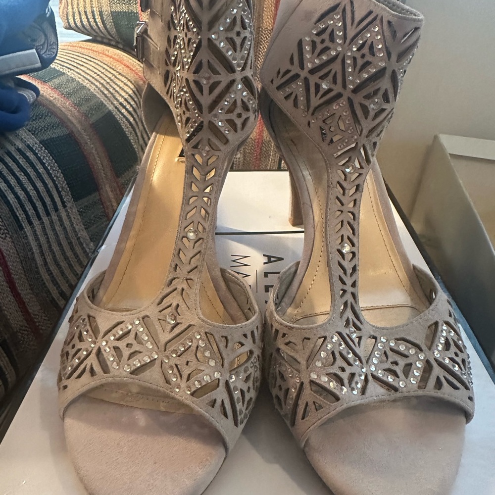 Alex Marie Tan and Gray Heels Sophisticated Style